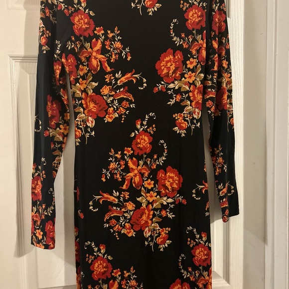 Reformation Black and Red Floral Long Sleeve Dress - Picture 2 of 8